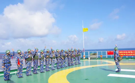 Thi đua chào mừng Đại hội Đảng bộ Vùng 2 Hải quân lần thứ IV