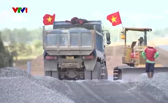 Thay thế nhà thầu gây chậm tiến độ cao tốc