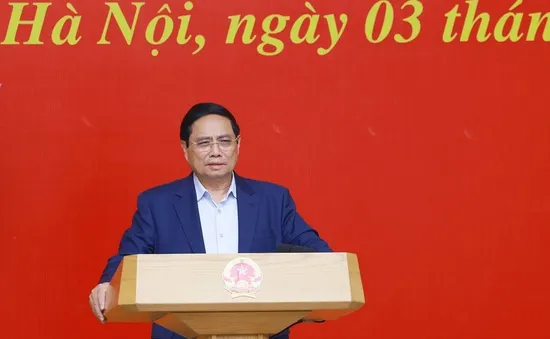 Thủ tướng: Bám sát mục tiêu tăng trưởng 2 con số, thích ứng với nhiệm vụ đột xuất, bất ngờ