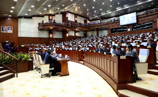 Lưỡng viện Campuchia thông qua nhiều quyết sách quan trọng
