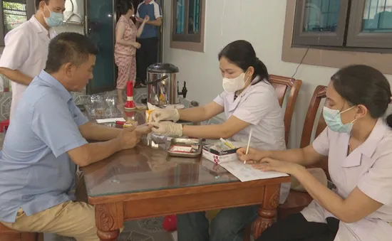 Hà Tĩnh khoanh vùng, xét nghiệm sau ca sốt rét ngoại lai