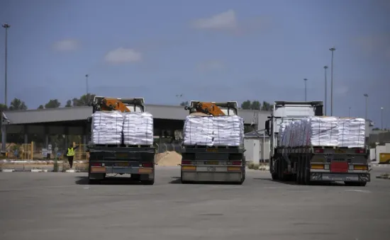 Israel cho phép 92 xe tải viện trợ vào Gaza trong ngày