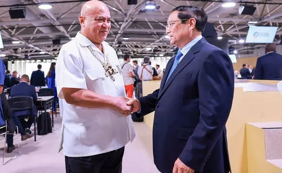 Việt Nam coi trọng tăng cường quan hệ hữu nghị hợp tác với Tuvalu