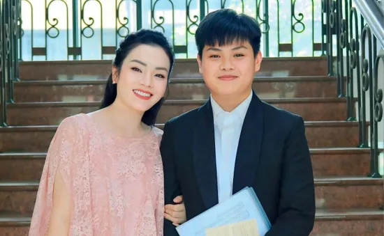 Con trai tài năng của NSƯT Tân Nhàn, Minh Tú học diễn xuất cùng NSND Lê Khanh