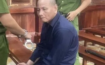 Đâm vợ cũ vì ghen tuông vô cớ, người đàn ông lĩnh án 13 năm tù