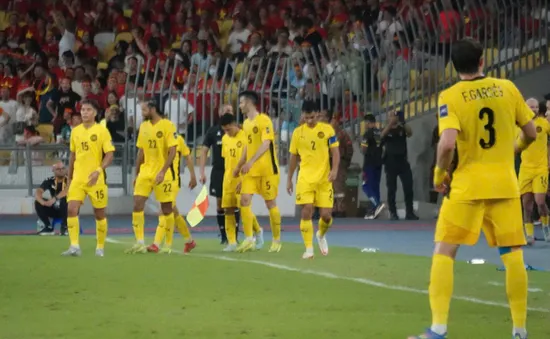ĐT Malaysia 4-0 ĐT Việt Nam: Sức mạnh đáng sợ của cầu thủ nhập tịch