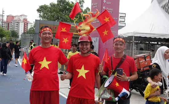 Nóng: Web bán vé lỗi, LĐBĐ Malaysia hỗ trợ khẩn để CĐV Việt Nam vào sân