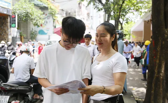 Cách tra cứu điểm thi vào lớp 10 của Hà Nội năm 2025