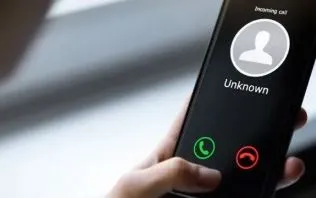 Giả danh môi giới vận tải, lừa hàng loạt tài xế chuyển tiền cọc rồi "bốc hơi"