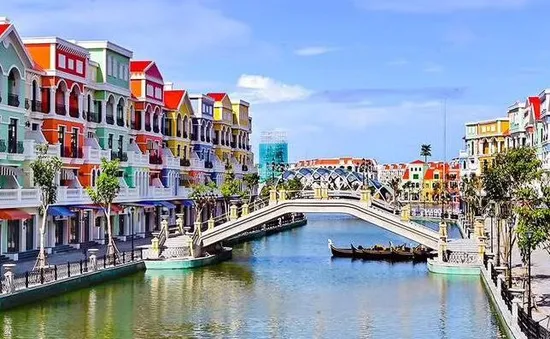 Du lịch biển phục hồi: Cơ hội và thách thức đầu tư mới