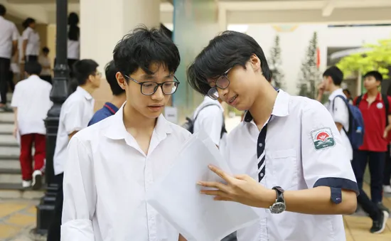Đáp án môn Toán thi vào lớp 10 Hà Nội năm học 2025