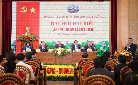 Tuyên giáo, dân vận cần đi trước mở đường, đi cùng thực hiện, đi sau tổng kết