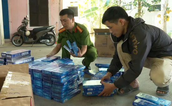 Thu giữ 4.000 bao thuốc lá lậu tại Huế