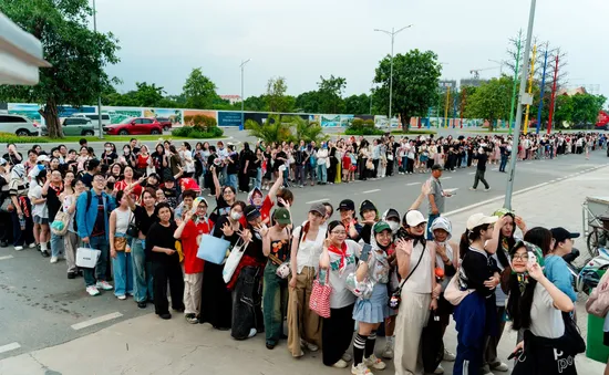 Concert Anh trai vượt ngàn chông gai khiến fan bối rối với kế hoạch mới