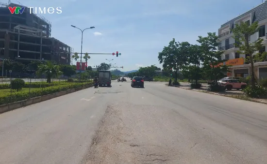Nghệ An: Dự án đường 300 tỷ xuống cấp nghiêm trọng
