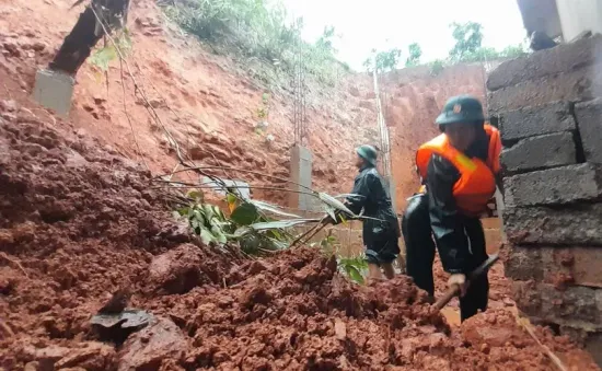 Quảng Trị: Mưa lớn gây sạt lở, ngập lụt ở nhiều nơi