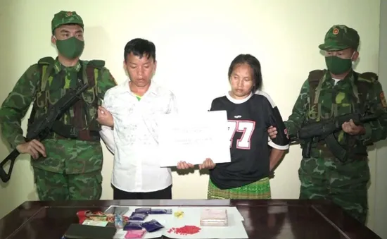 Thanh Hóa: Bắt giữ 2 đối tượng mua bán, tàng trữ trái phép chất ma tuý