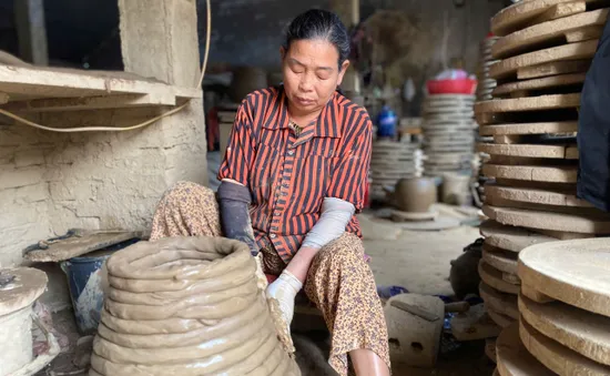 Gốm Gia Thủy và hành trình 70 năm giữ hồn cho đất