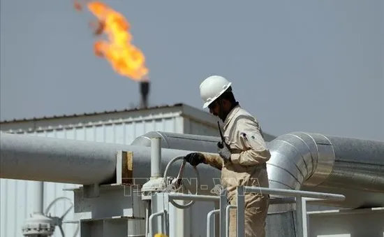 Trung Đông "tăng nhiệt", thị trường rung chuyển