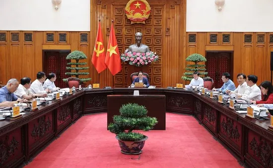 Thủ tướng: Luật Thương mại điện tử cần vừa quản lý được, vừa kiến tạo phát triển