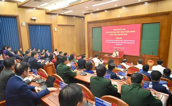 Quyết tâm thực hiện thắng lợi hai mục tiêu 100 năm của Đảng