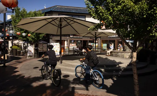 Mỹ dỡ bỏ lệnh giới nghiêm tại Los Angeles
