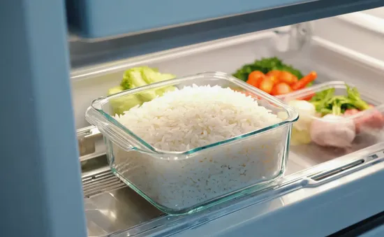 Cơm nguội để qua đêm có nên dùng không?