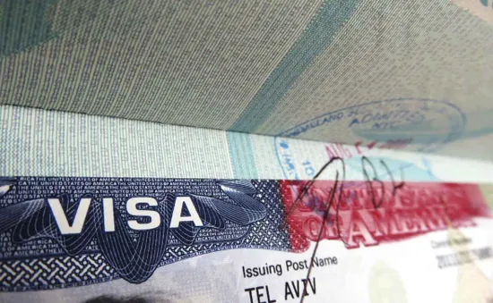 Mỹ nối lại cấp visa du học, yêu cầu kiểm tra tài khoản mạng xã hội