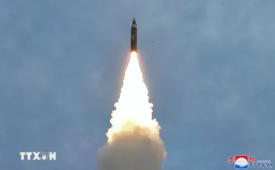 Triều Tiên phóng 10 quả đạn pháo sau cuộc tập trận ba bên của Hàn - Mỹ - Nhật