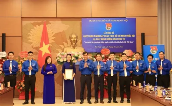 Công bố quyết định thành lập Đoàn Thanh niên Cộng sản Hồ Chí Minh Quốc hội