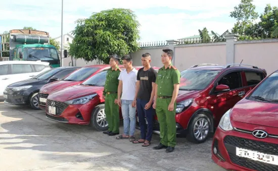 Nghệ An: Lật tẩy thủ đoạn lừa đảo làm giả giấy tờ xe để chiếm đoạt tài sản