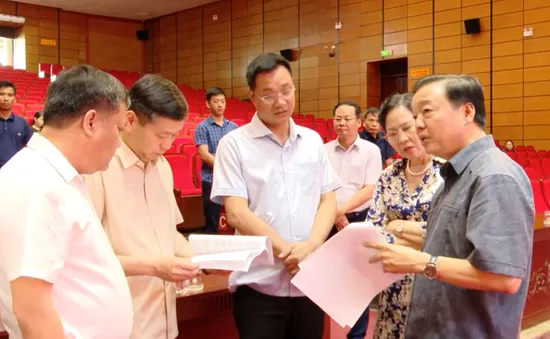 Sẵn sàng Lễ công bố các Nghị quyết, Quyết định của Trung ương và của tỉnh về việc sáp nhập đơn vị hành chính