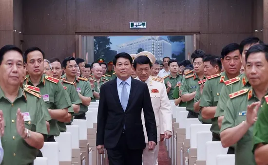 Chủ tịch nước Lương Cường: Tập trung trấn áp các loại tội phạm, không để tồn tại “vùng lõm”