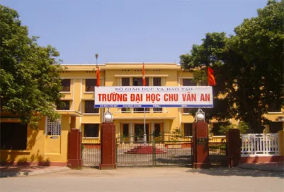 Hướng đi cho các trường CĐ – ĐH ngoài công lập “khát” sinh viên