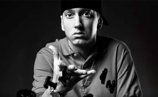 Eminem nhận giải thưởng Biểu tượng toàn cầu