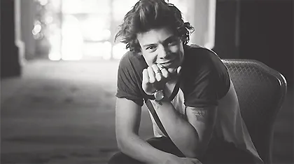 Harry Styles phủ nhận tin đồn rời One Direction