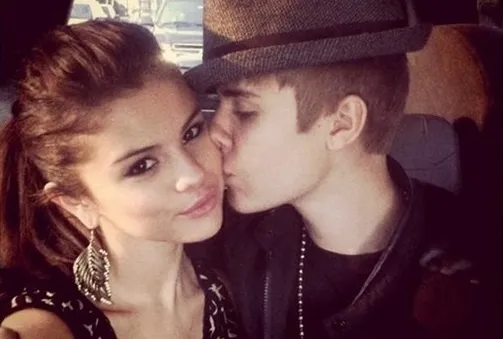 Justin Bieber lại tái hợp với Selena Gomez