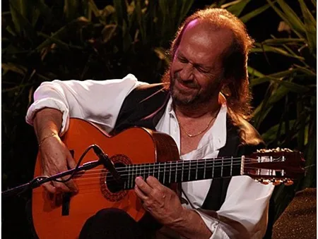 Huyền thoại ghita flamenco Paco de Lucia qua đời