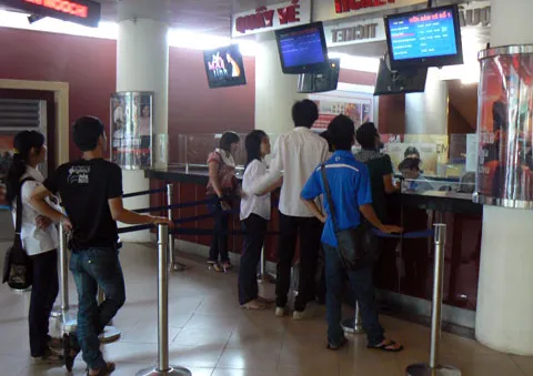 Sôi động thị trường rạp chiếu: Phim ngoại lấn át phim nội