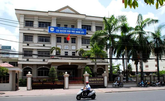 Khởi tố 6 cán bộ, lãnh đạo ngân hàng VDB
