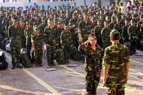 Đà Nẵng: Đón 86 học viên trong học kỳ quân đội 2014