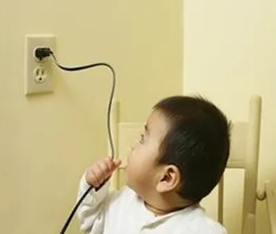 Nghỉ hè, cẩn thận tai nạn xảy ra với trẻ nhỏ