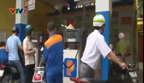 Hà Nội: Cây xăng gần sát nhà dân - "Bom nổ chậm"!