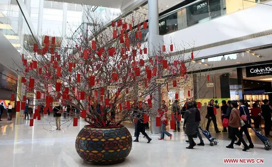 Hong Kong rộn ràng chuẩn bị Tết Nguyên đán