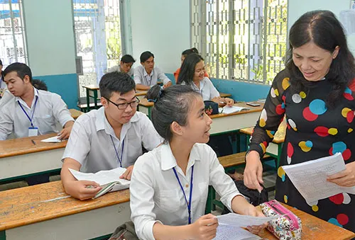 Học lớp 12 tại đâu, đăng ký dự thi tại đó 