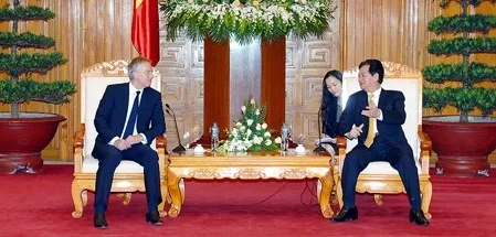 Thủ tướng Nguyễn Tấn Dũng tiếp cựu Thủ tướng Anh Tony Blair