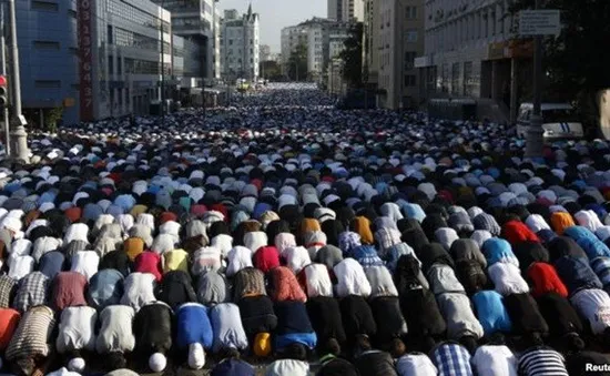 Lễ Eid al-Fitr của người Hồi giáo trên thế giới