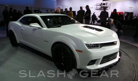 2014 Chevrolet Camaro Z28 - "Quái vật cơ bắp"