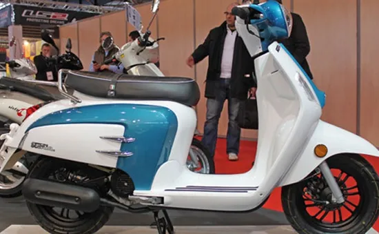 Mash Storia - "Anh em bất đắc dĩ" của Lambretta LN 125