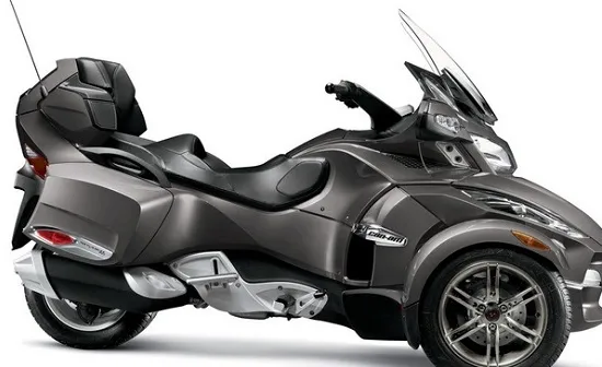 Can-Am Spyder dính hai án thu hồi liên tiếp